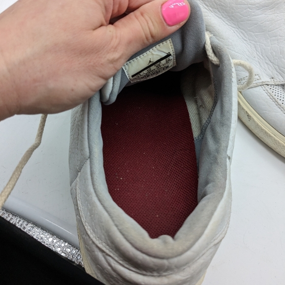 Nike Air Jordan Grown Low White Perforated Leather Trainers Men's 11 - Picture 7 of 9